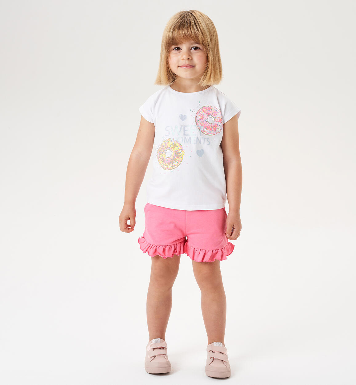 Completo bambina t-shirt e shorts con ruches BIANCO iDO