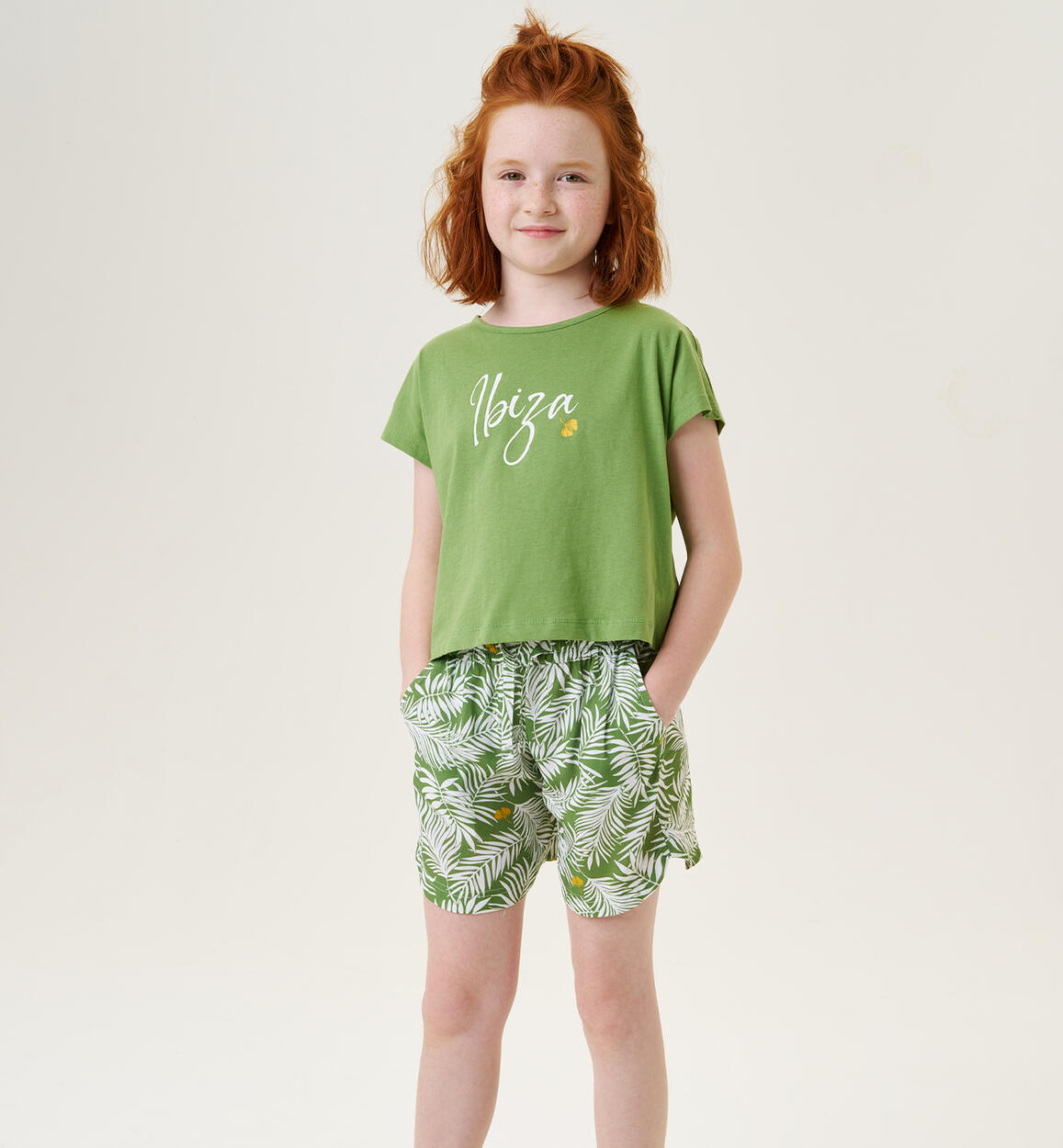 Shorts per ragazza stampa allover VERDE iDO